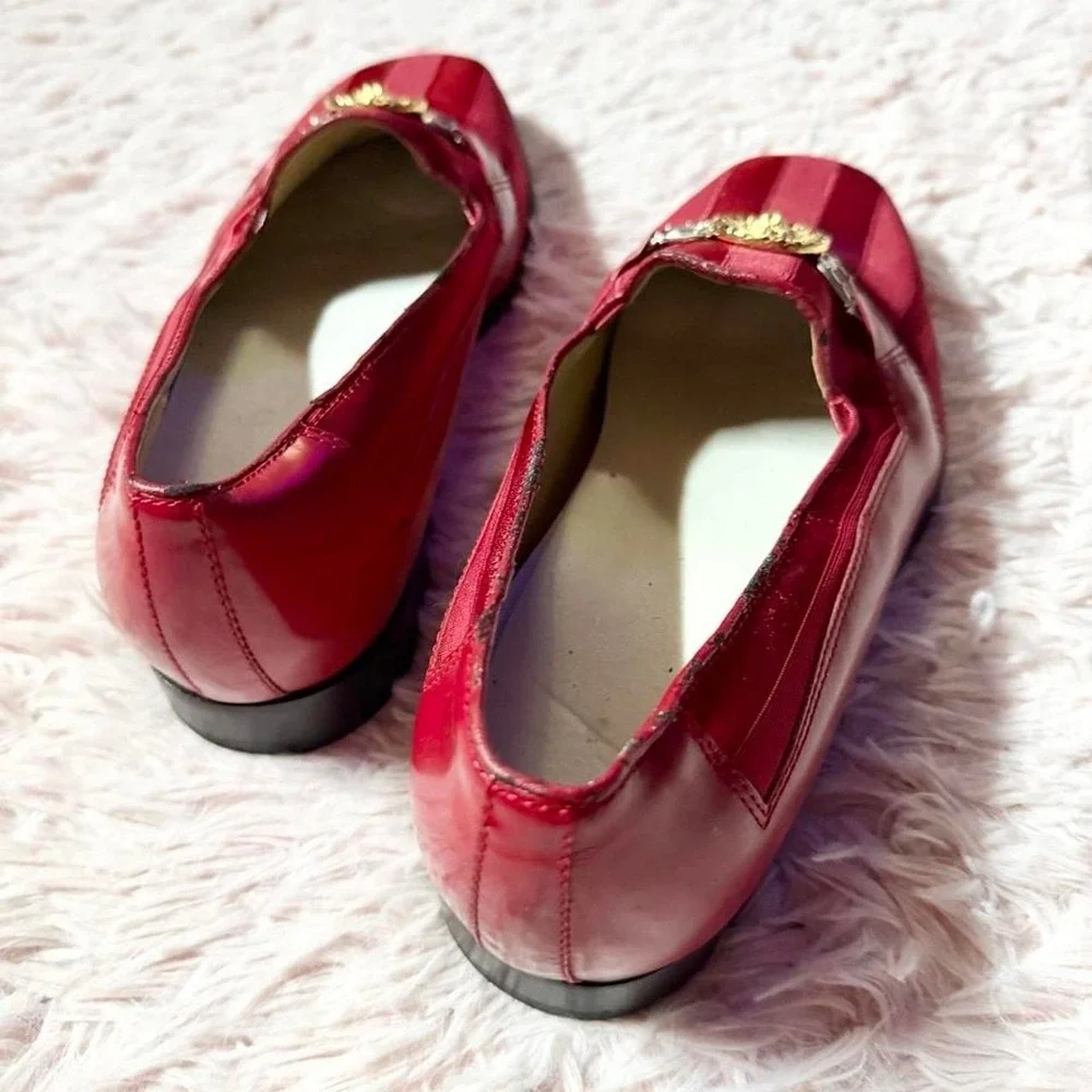 Vintage Giorgio Brutini Medallion Lions Head Satin Loafers Mens 9 Leather Sole